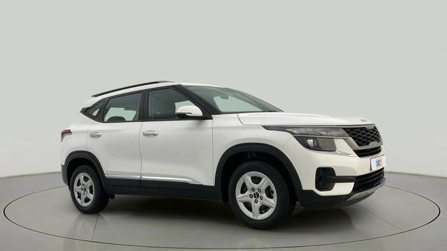 https://images10.gaadi.com/usedcar_image/4561338/original/8020f212b3ff12badbfe225a9e3fd2ce.jpg?imwidth=6400