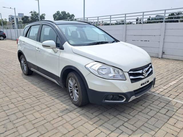 https://images10.gaadi.com/usedcar_image/4561356/original/processed_c412e6001e72fc37eba68663a0a935ec.jpeg?imwidth=6400