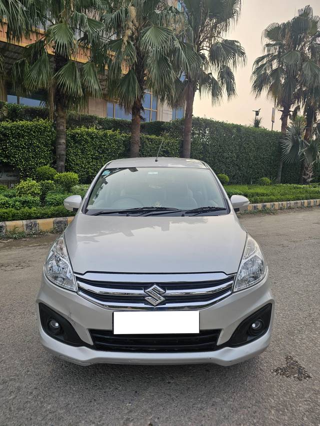 https://images10.gaadi.com/usedcar_image/4561401/original/processed_d142877aa5b879963a5b9c54a394ca84.jpg?imwidth=6400