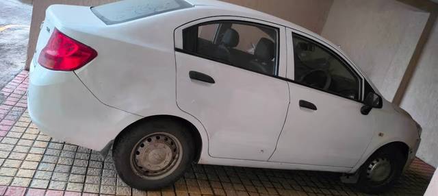 https://images10.gaadi.com/usedcar_image/4561427/original/b866fa81-c6f1-40af-9c72-681a95896836.png?imwidth=6401