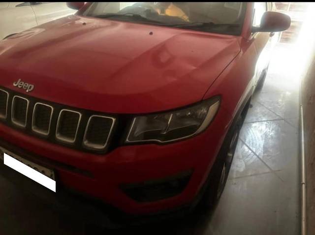 https://images10.gaadi.com/usedcar_image/4561428/original/processed_cf1ab197f60136bd6f34a2f5707cc295.jpg?imwidth=6400