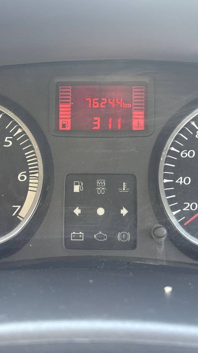 https://images10.gaadi.com/usedcar_image/4561429/original/97f843cd10a3d3240fb1a352b12624b5.jpeg?imwidth=6401