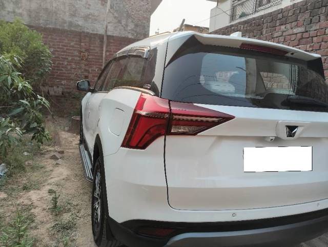 https://images10.gaadi.com/usedcar_image/4561432/original/processed_70e61348-8cec-47dd-8acb-e89fd4af746a.jpg?imwidth=6402