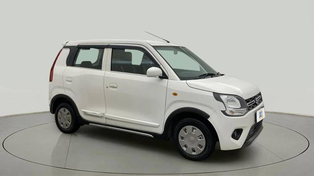 https://images10.gaadi.com/usedcar_image/4561437/original/7c9fe278defafa5434f834fdeb12e5a0.jpg?imwidth=6400