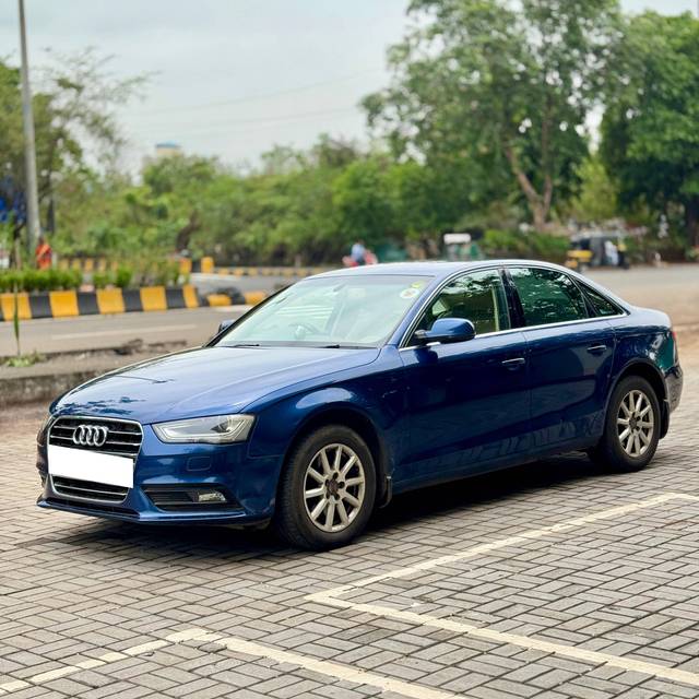 https://images10.gaadi.com/usedcar_image/4561475/original/processed_ca8b0f6b27683d0988bc2de921517aeb.jpg?imwidth=6400