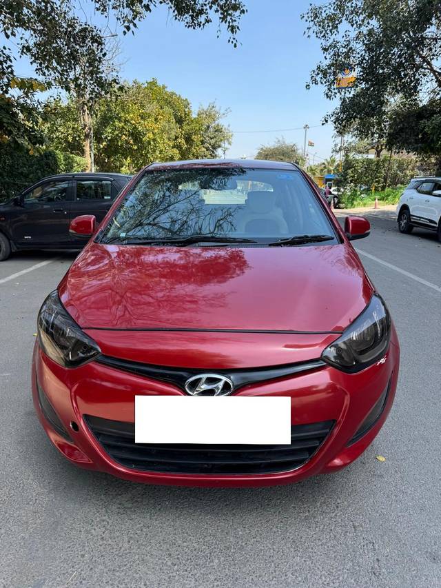 https://images10.gaadi.com/usedcar_image/4561477/original/processed_32523a248867e969ce52d96facc4d3be.jpg?imwidth=6400