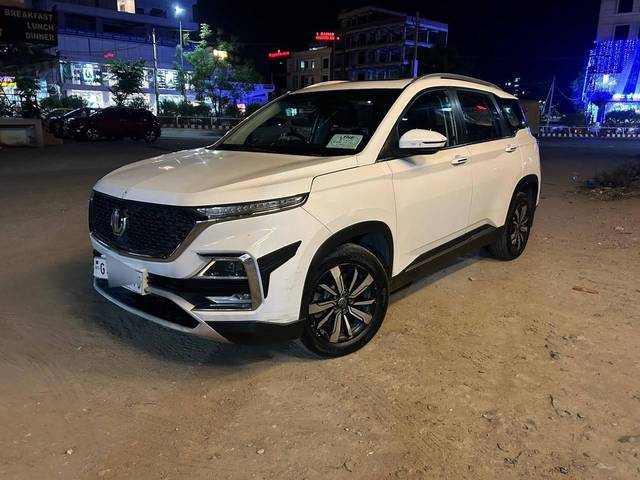 https://images10.gaadi.com/usedcar_image/4561478/original/processed_510ee219c95006e0023ea8368514a1d8.jpg?imwidth=6400