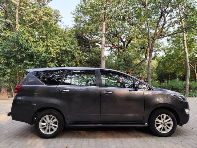 https://images10.gaadi.com/usedcar_image/4561482/original/b76e962f892cd9eeb28108a7833de33c.jpg?imwidth=6401