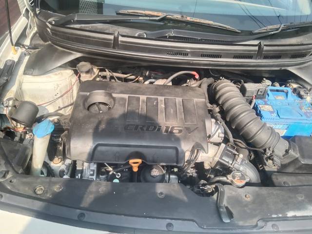 https://images10.gaadi.com/usedcar_image/4561490/original/80f1465100582abbd0ae65a8de384bb5.jpg?imwidth=6402
