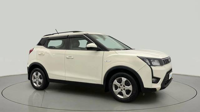 https://images10.gaadi.com/usedcar_image/4561536/original/74066dc145c8046023b10e12c913acc0.jpg?imwidth=6400