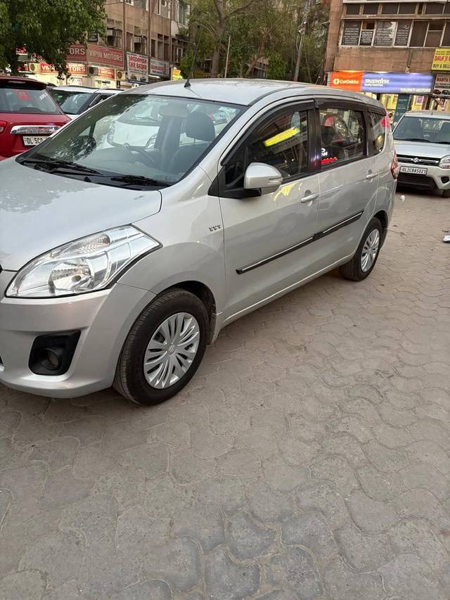 https://images10.gaadi.com/usedcar_image/4561558/original/processed_cfa07f7028d83b7821c9136dd074edc6.jpg?imwidth=6400