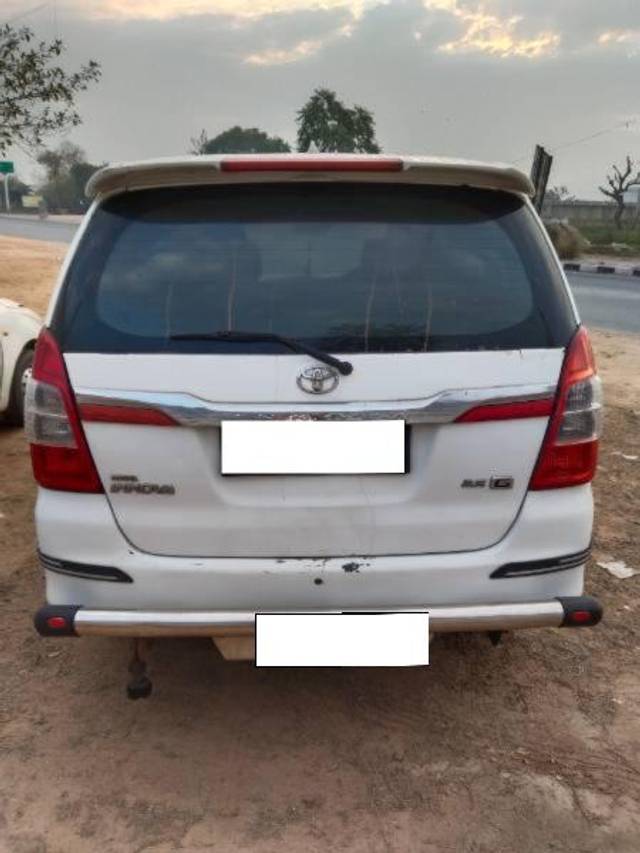 https://images10.gaadi.com/usedcar_image/4561575/original/processed_8121ed36-d014-454a-9205-af62f97e5aec.jpg?imwidth=6401