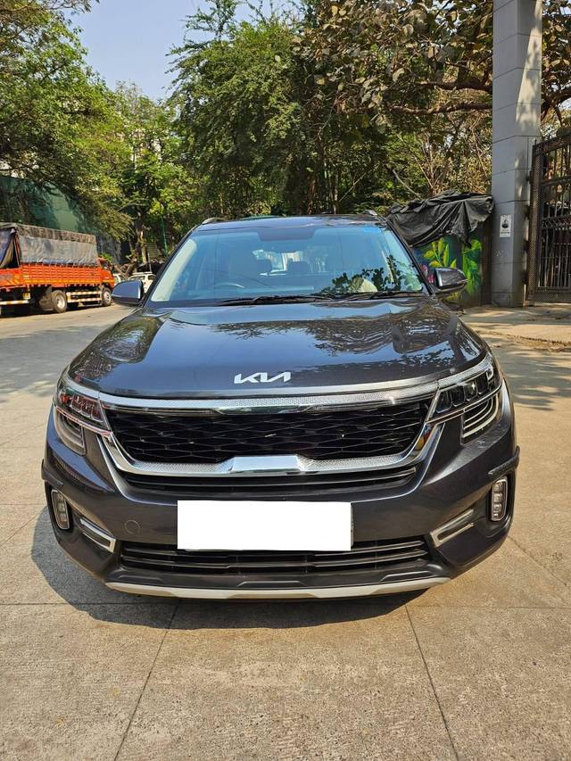 https://images10.gaadi.com/usedcar_image/4561577/original/processed_c5a710a9343115407c2d4fbec29cef54.jpg?imwidth=6402