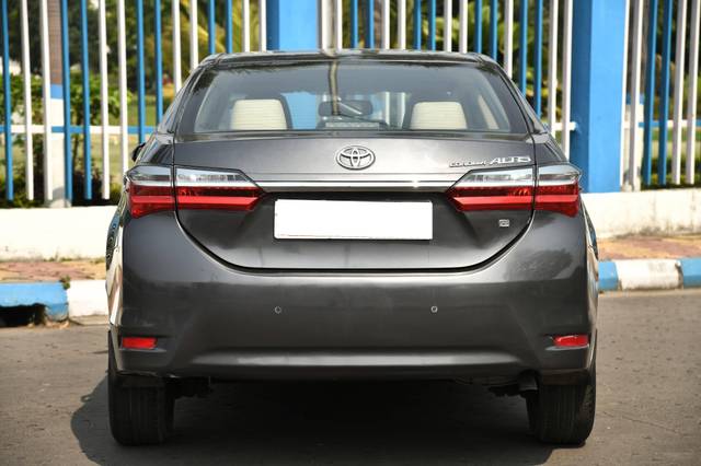 https://images10.gaadi.com/usedcar_image/4561587/original/processed_29484e4d5947f2d908c0c62fbcc657aa.jpg?imwidth=6402