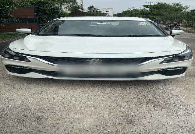 https://images10.gaadi.com/usedcar_image/4561613/original/e0354c64-bdff-48a6-a6e0-ac7069542a7d.?imwidth=6401