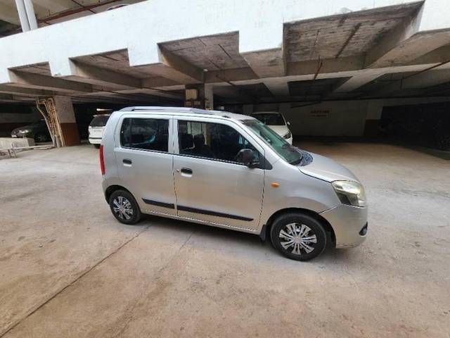 https://images10.gaadi.com/usedcar_image/4561634/original/processed_2c73d3d9-b355-46f2-b081-ba6d504b9c35.jpg?imwidth=6401