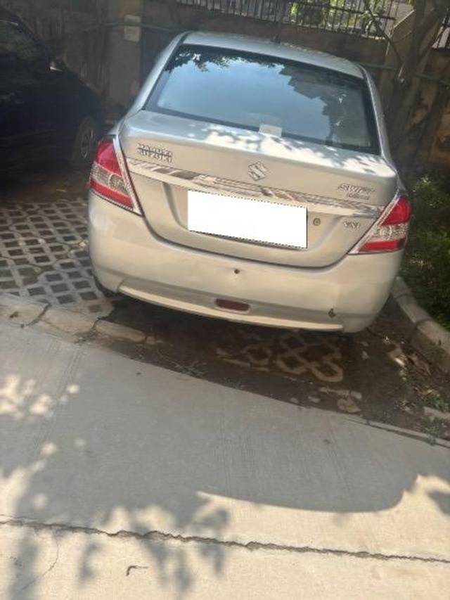 https://images10.gaadi.com/usedcar_image/4561636/original/processed_8d6209d3-961e-498e-8c65-4e85dc92f03e.jpeg?imwidth=6402