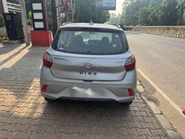 https://images10.gaadi.com/usedcar_image/4561647/original/processed_dbbedfea-588e-454d-bc50-ceaaa675925f.jpg?imwidth=6401