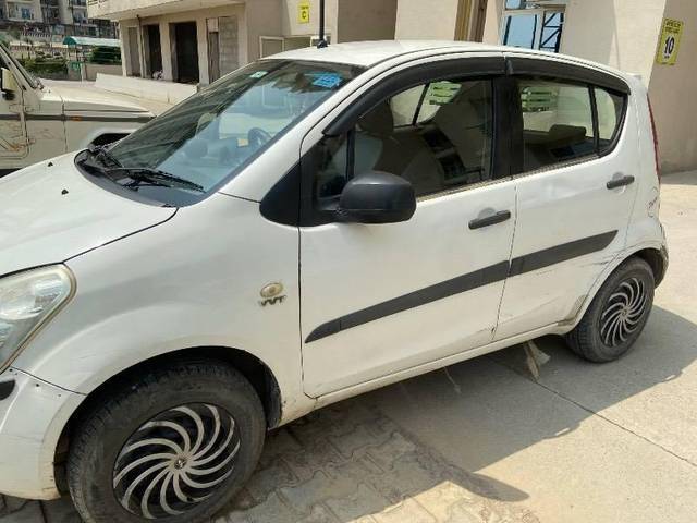https://images10.gaadi.com/usedcar_image/4561659/original/processed_09e8a101-8d5b-4971-8d46-7da5199a5782.jpeg?imwidth=6400