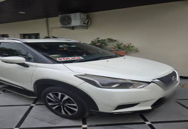 https://images10.gaadi.com/usedcar_image/4561667/original/e4c3cea3-b12c-4e88-8376-93848f7885b2.?imwidth=6400