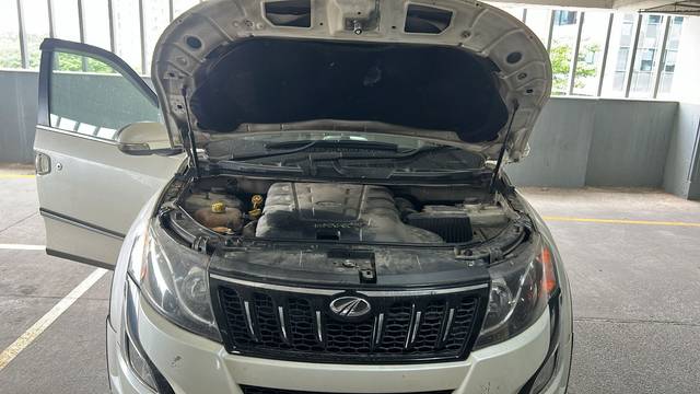 https://images10.gaadi.com/usedcar_image/4561699/original/c855fb2edcae4b4951699ba062471d1c.jpg?imwidth=6402