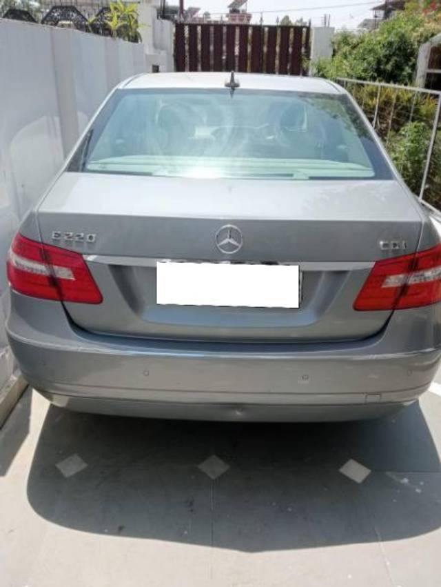 https://images10.gaadi.com/usedcar_image/4561711/original/processed_f15f51e6-8481-410b-a57b-d918aeb7189b.jpg?imwidth=6400