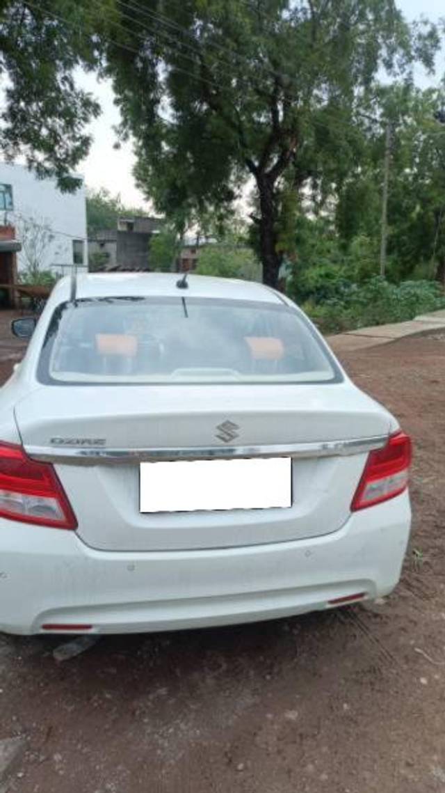 https://images10.gaadi.com/usedcar_image/4561730/original/processed_097759ba-7670-41c0-bac0-cb07712e7620.jpg?imwidth=6402