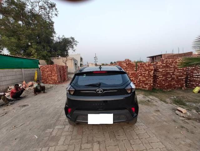 https://images10.gaadi.com/usedcar_image/4561745/original/processed_71e08fc8-843d-4e6c-a9f9-fcc97edcf196.jpg?imwidth=6401