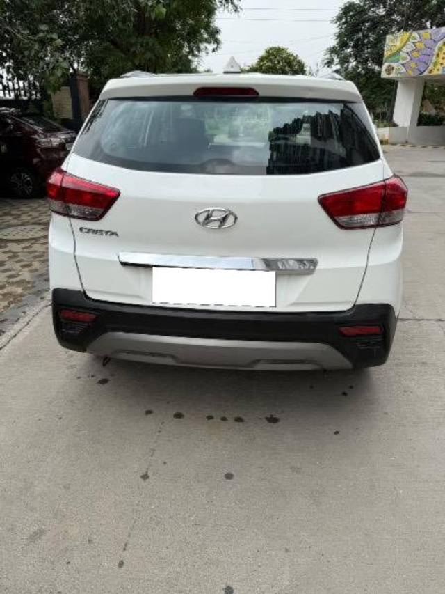 https://images10.gaadi.com/usedcar_image/4561752/original/processed_3fe6e782-520f-476a-b57a-a35d0c88e131.jpeg?imwidth=6402