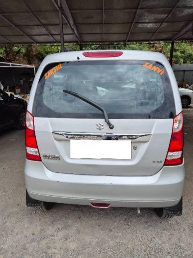 https://images10.gaadi.com/usedcar_image/4561801/original/processed_3e95b4ee-afbe-4420-b43b-bdb97666593d.jpg?imwidth=6401