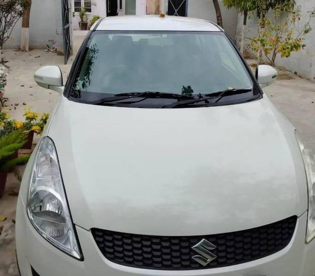 https://images10.gaadi.com/usedcar_image/4561822/original/processed_ec36e283-bd94-4d9d-a5dc-45861a202107.jpg?imwidth=6400