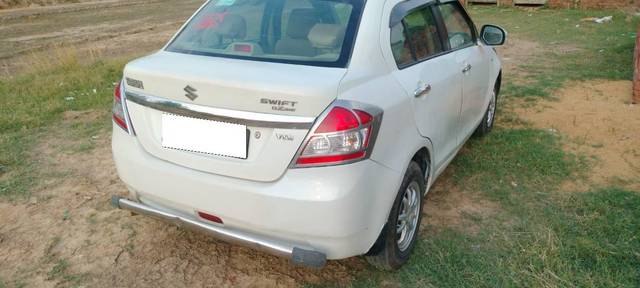 https://images10.gaadi.com/usedcar_image/4561831/original/processed_f6156e0d-1969-4595-a3cd-8b8a6e616650.jpeg?imwidth=6401