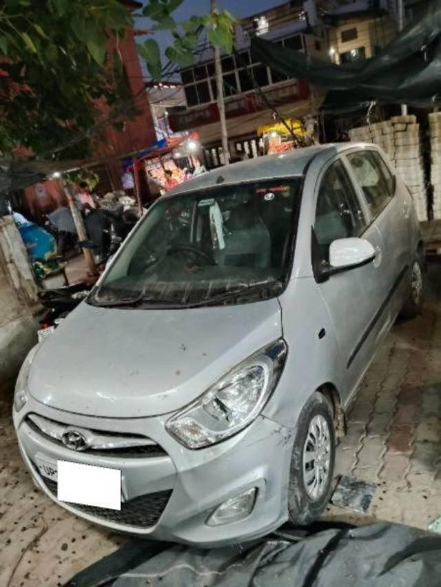 https://images10.gaadi.com/usedcar_image/4561875/original/processed_0296f64a-efd0-491d-b4f7-50217f04cc97.jpg?imwidth=6400
