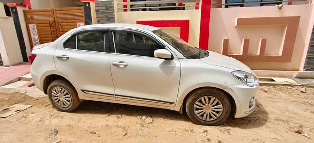 https://images10.gaadi.com/usedcar_image/4561915/original/processed_e9513737-da86-4660-ab94-a2eae15779f1.jpg?imwidth=6400