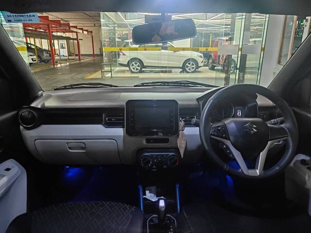 https://images10.gaadi.com/usedcar_image/4561961/original/ac7addd2-baf5-45ca-bd13-9aafcac43243.jpg?imwidth=6402