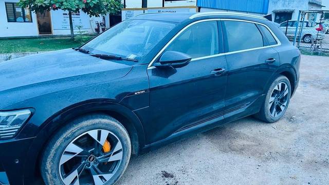 https://images10.gaadi.com/usedcar_image/4561981/original/processed_f984d285-6d06-4919-8c6e-0b6c014b87d3.jpeg?imwidth=6400