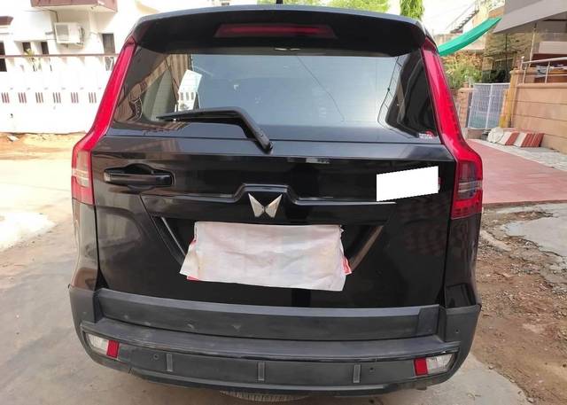 https://images10.gaadi.com/usedcar_image/4561989/original/processed_8ccad400-bb83-4f29-9c31-a75b0b4494e4.jpg?imwidth=6402