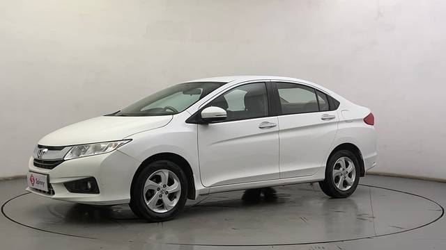 https://images10.gaadi.com/usedcar_image/4562113/original/7cb561127feae1ce86171091250b9b60.JPG?imwidth=6400