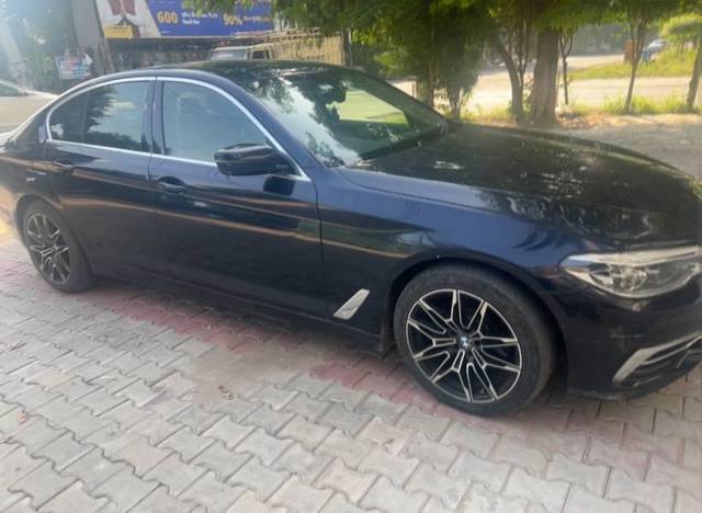 https://images10.gaadi.com/usedcar_image/4562131/original/processed_e617f015-3169-4599-aa78-6bd9ea0bfa98.jpeg?imwidth=6400