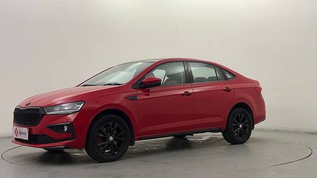 https://images10.gaadi.com/usedcar_image/4562134/original/edd36e64660010064c10cc718dc29e6b.JPG?imwidth=6400