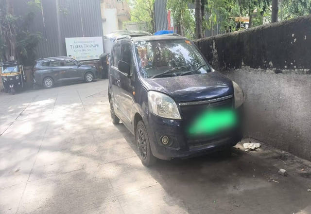 https://images10.gaadi.com/usedcar_image/4562183/original/4acbb686-7c50-4d29-9145-d0e4027ac429.?imwidth=6400