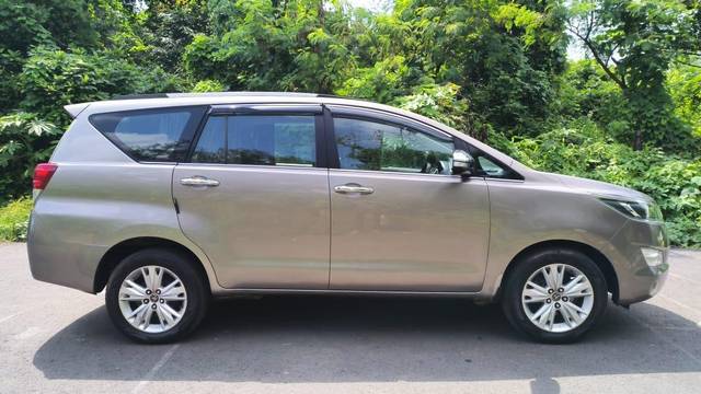 https://images10.gaadi.com/usedcar_image/4562224/original/d78ef57a8ecb2d94c67b452babbcce2d.jpg?imwidth=6401