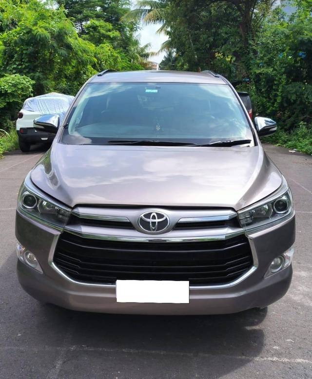 https://images10.gaadi.com/usedcar_image/4562224/original/processed_99f787140f358b0eacfffcb0e74952ff.jpg?imwidth=6402
