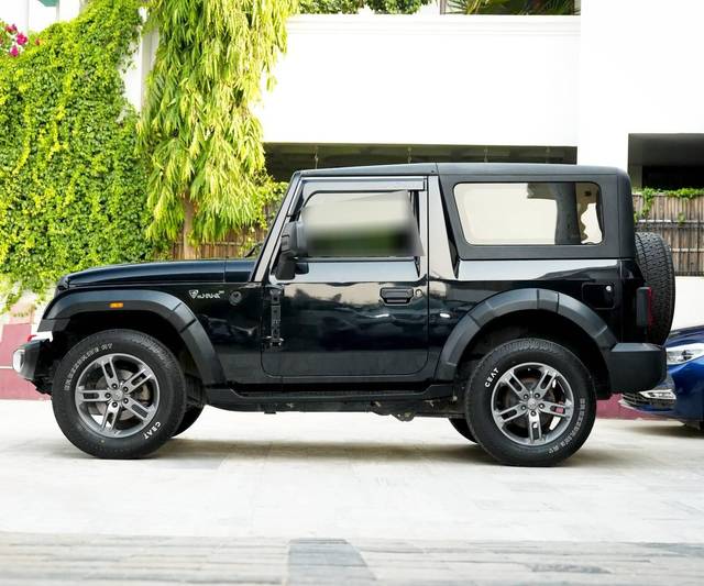 https://images10.gaadi.com/usedcar_image/4562268/original/processed_1c1c8f2ce01fa143b6671ad7544142a3.jpg?imwidth=6401