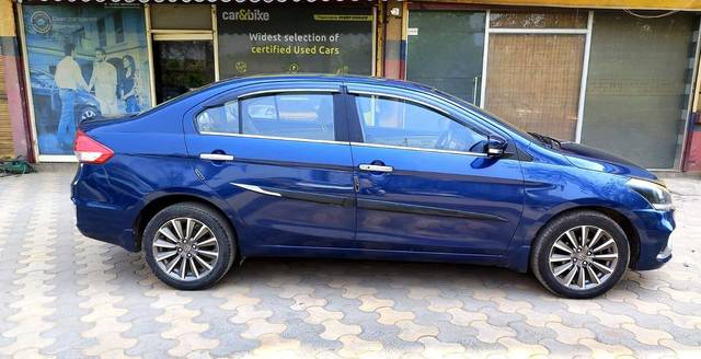https://images10.gaadi.com/usedcar_image/4562303/original/processed_90bea7822ee72a60806a1e0d8352426d.jpeg?imwidth=6401