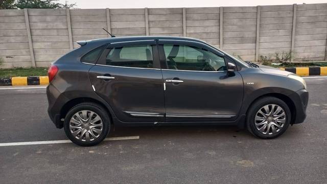 https://images10.gaadi.com/usedcar_image/4562315/original/processed_65ae78da25dec8a96b50a5c98152f6eb.jpg?imwidth=6401