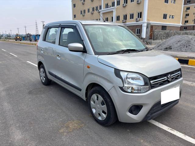 https://images10.gaadi.com/usedcar_image/4562336/original/processed_c638e11d28bb619bb7664f8e885ff375.jpg?imwidth=6400