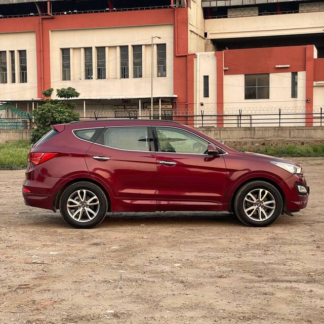 https://images10.gaadi.com/usedcar_image/4562367/original/processed_5a822fb670674d9b692523d7276ee8cf.jpg?imwidth=6401