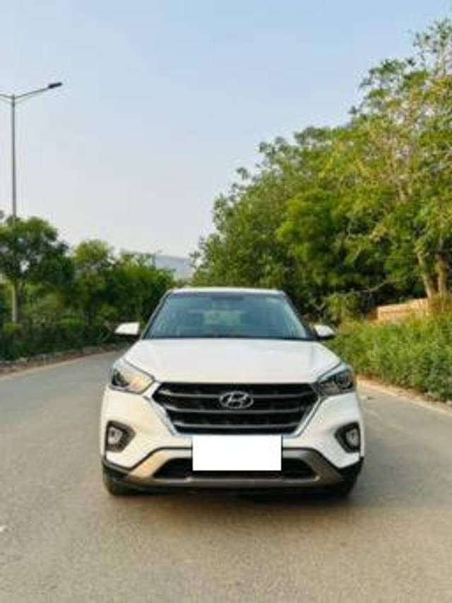 https://images10.gaadi.com/usedcar_image/4562379/original/processed_32744f198cfa04a792ab0ae8d23bca6a.jpg?imwidth=6401