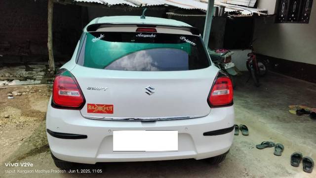 https://images10.gaadi.com/usedcar_image/4562382/original/processed_1de73bab-2ff7-4bab-81cc-2a25c19062e5.jpg?imwidth=6401